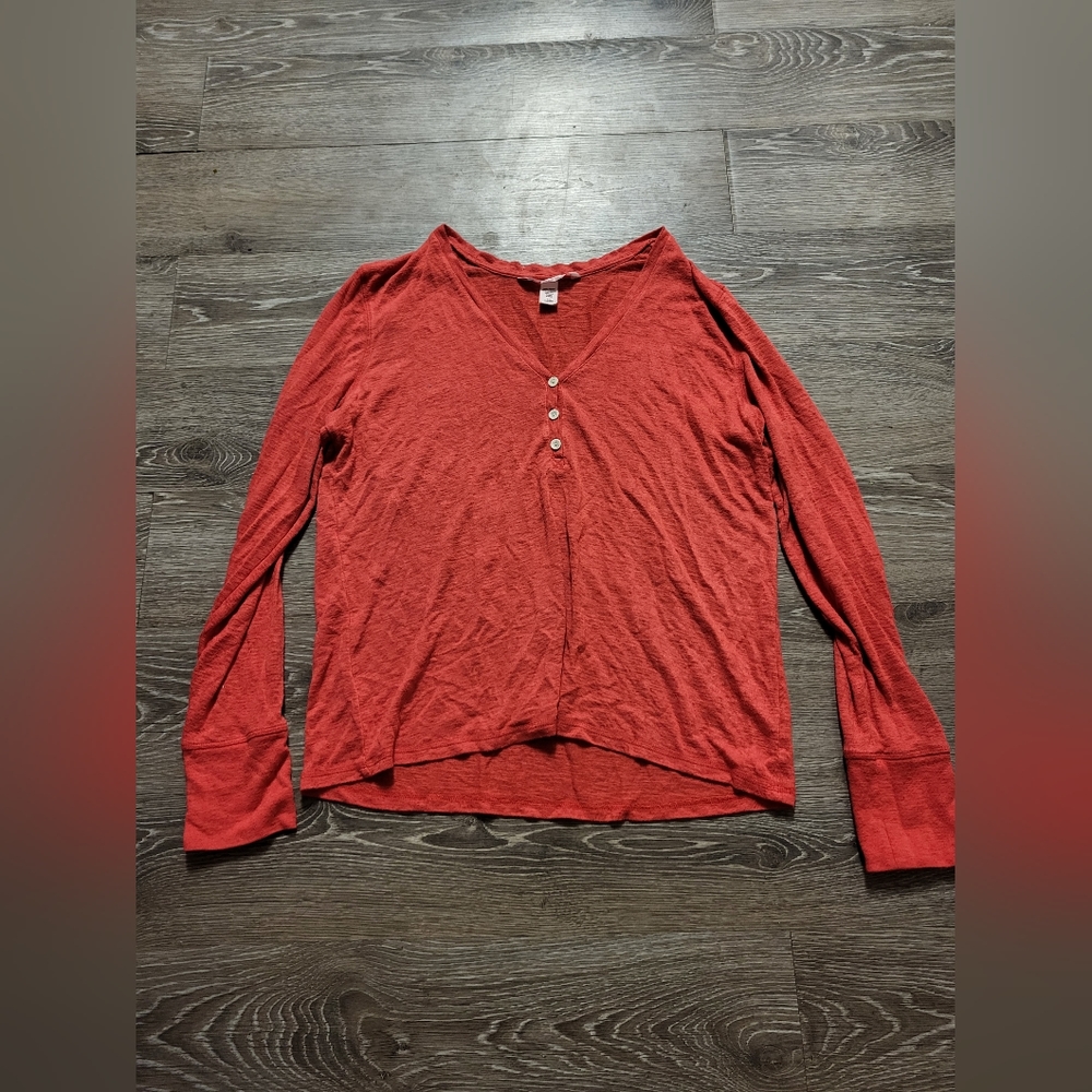 Victoria's secret size large pajama top sleeper